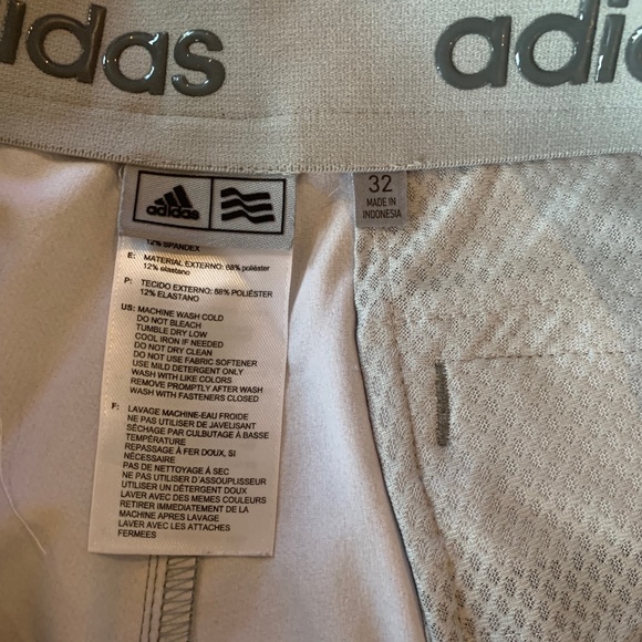 Adidas Short, Size 32, Grey - Picture 3 of 13